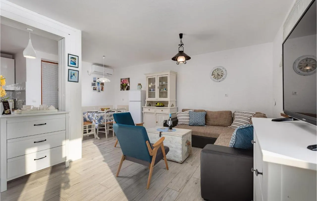 Holiday home Stunning Home In Pinezici With 4 Bedrooms And Wifi Croatia