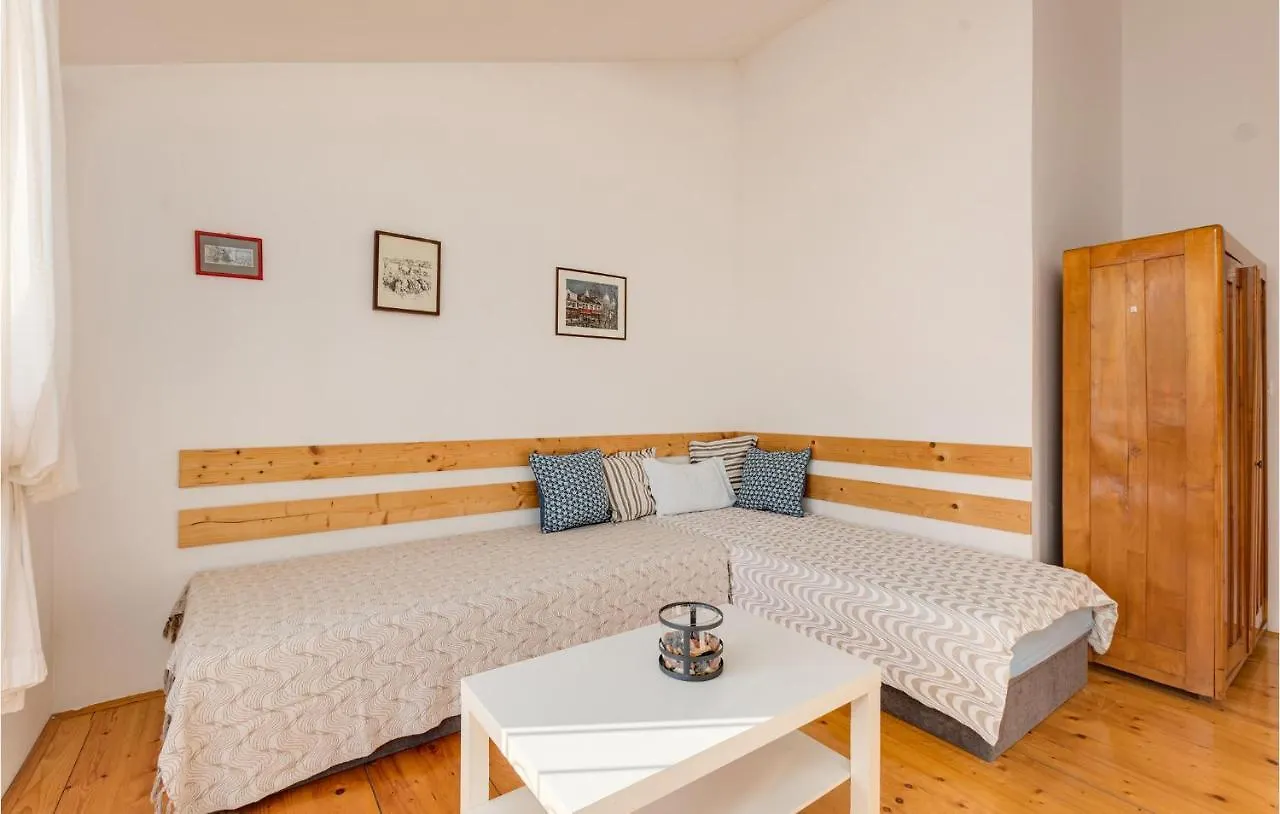 Stunning Home In Pinezici With 4 Bedrooms And Wifi Pinezici (Krk)